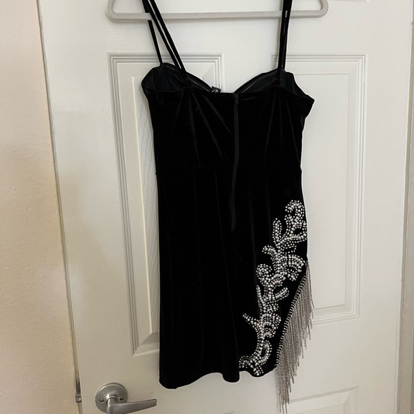 Laney Rhinestone Pearl velvet dress - Picture 4 of 7